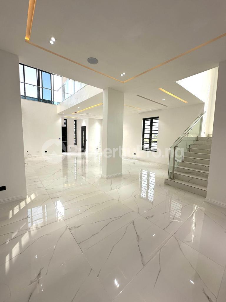 5 bedroom House for sale Cofo/ +bq Ikota Lekki Lagos