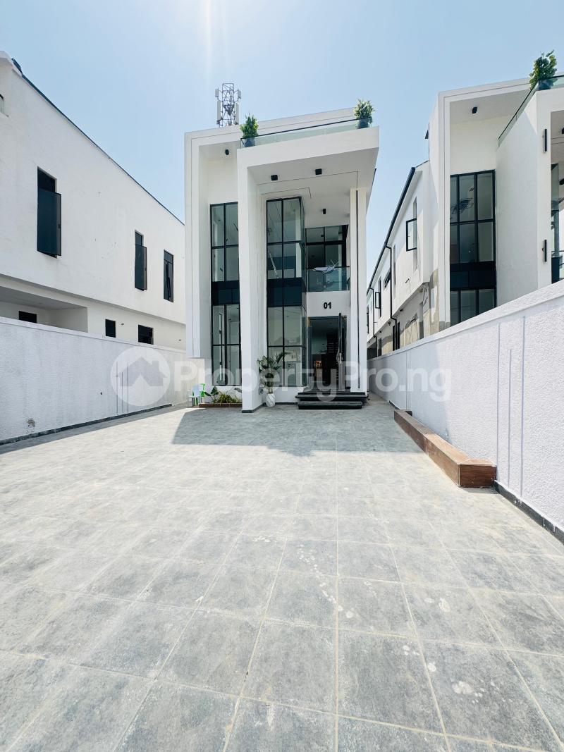 5 bedroom House for sale Ikota By Mega Chicken Lekki Lagos