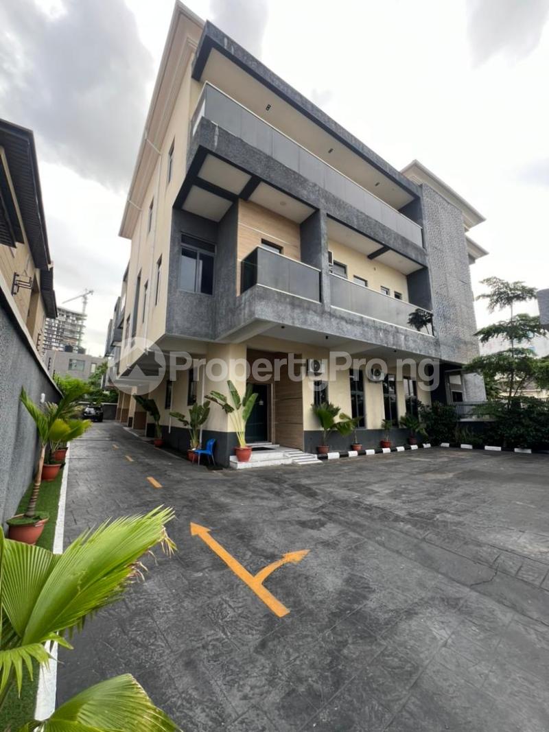 4 bedroom House for sale Ikoyi Lagos