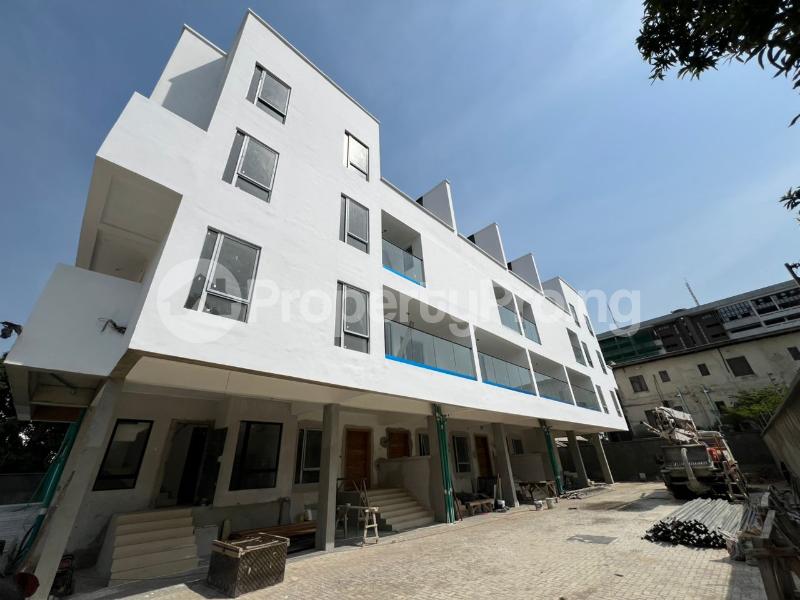 4 bedroom House for sale Victoria Island Lagos
