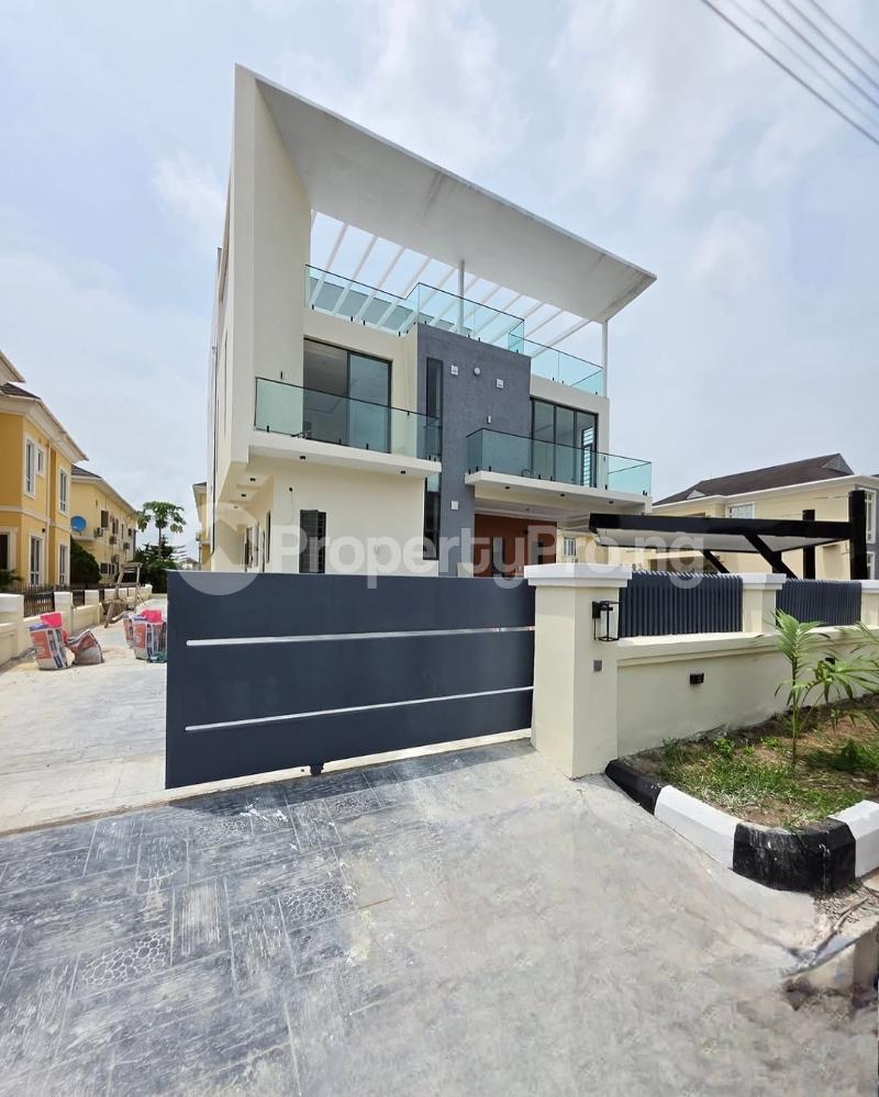 5 bedroom House for sale chevron Lekki Lagos