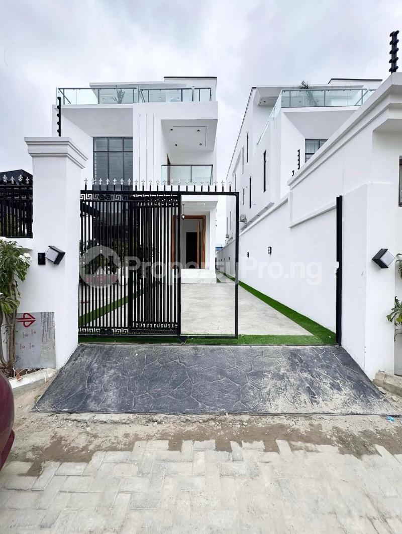 5 bedroom House for sale chevron Lekki Lagos