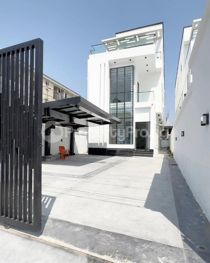 5 bedroom House for sale Osapa london Lekki Lagos