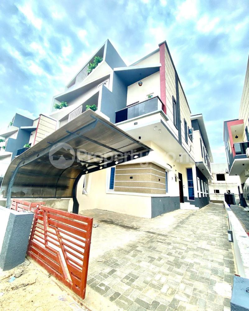 4 bedroom House for sale Off 2nd Tollgate Lekki Lagos