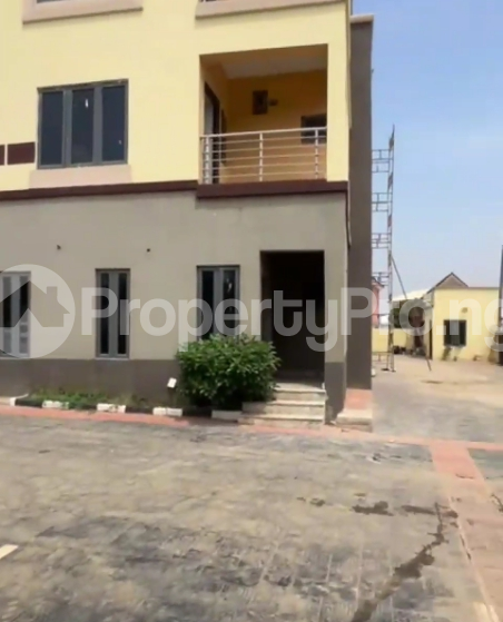4 bedroom House for sale Life Camp Abuja