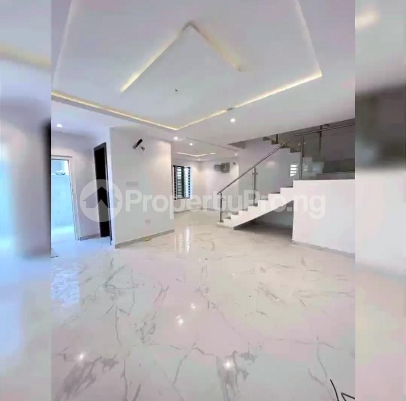 4 bedroom House for sale  Lekki Scheme 2 Ajah Lagos