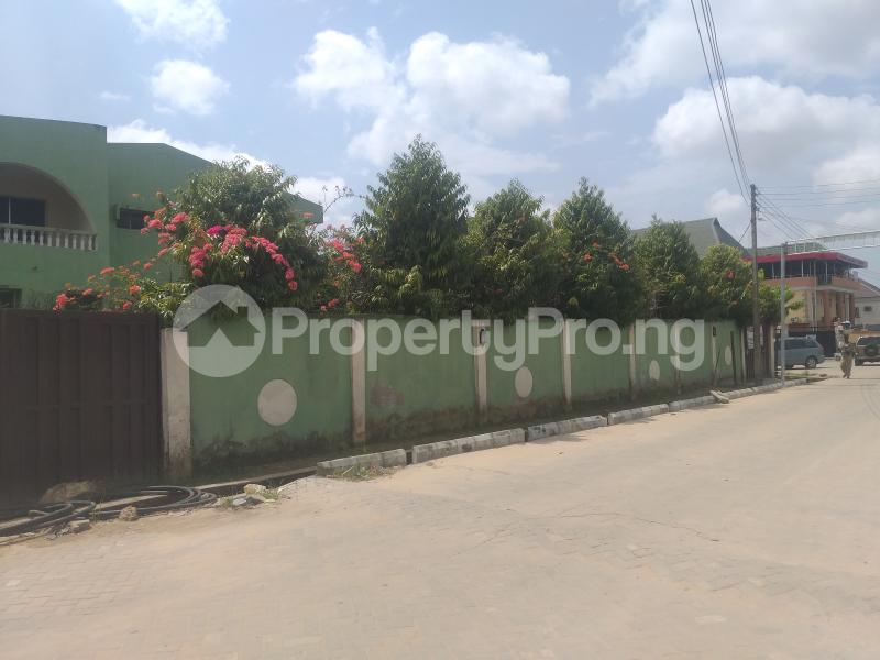 6 bedroom House for sale Along Tarred Road In Divine Estate Amuwo Odofin Amuwo Odofin Lagos - 1