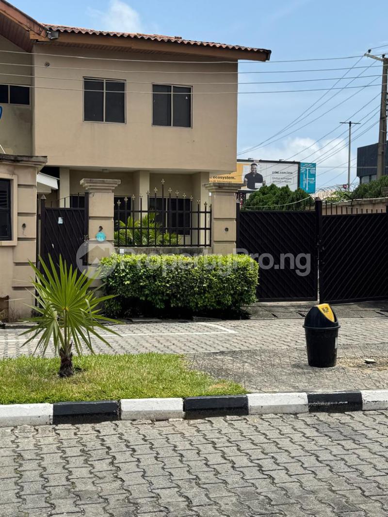 4 bedroom House for rent Mobolaji Johnson Lekki Phase 1 Lekki Lagos