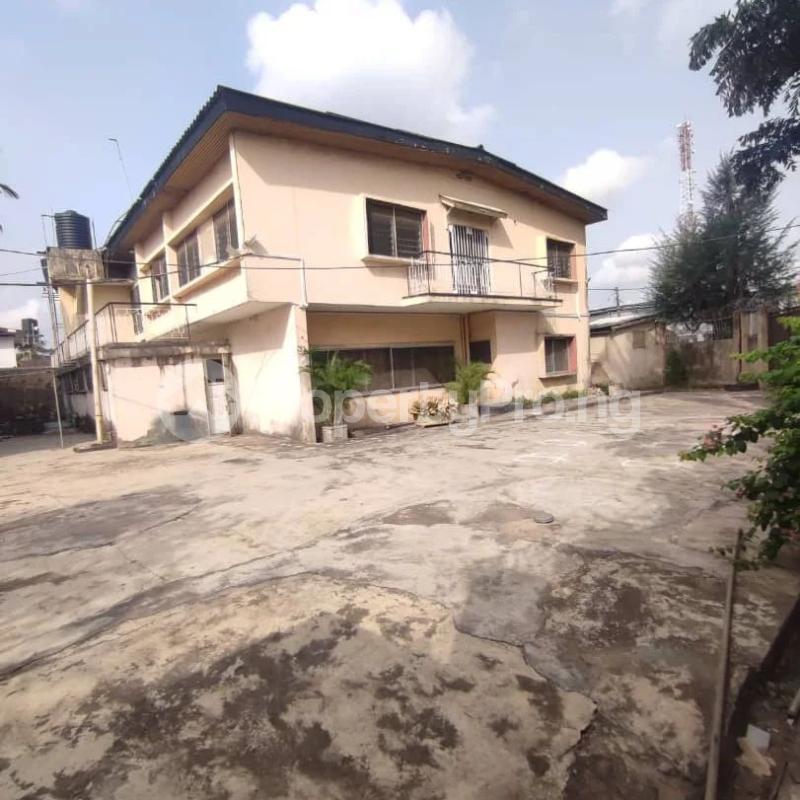 House for sale Off Oguntona Street, Phase 1 Gbagada Lagos