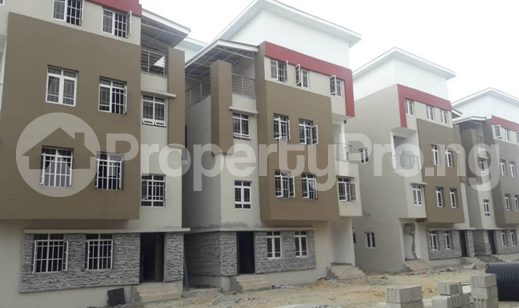 4 bedroom House for sale Igbokusu Jakande Left, Beside Femi Okunnu Estate Jakande Lekki Lagos