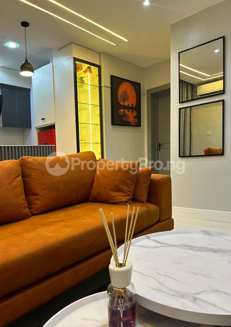 1 bedroom Flat / Apartment for shortlet Off Admiralty Way Lekki Phase 1 Lekki Lagos