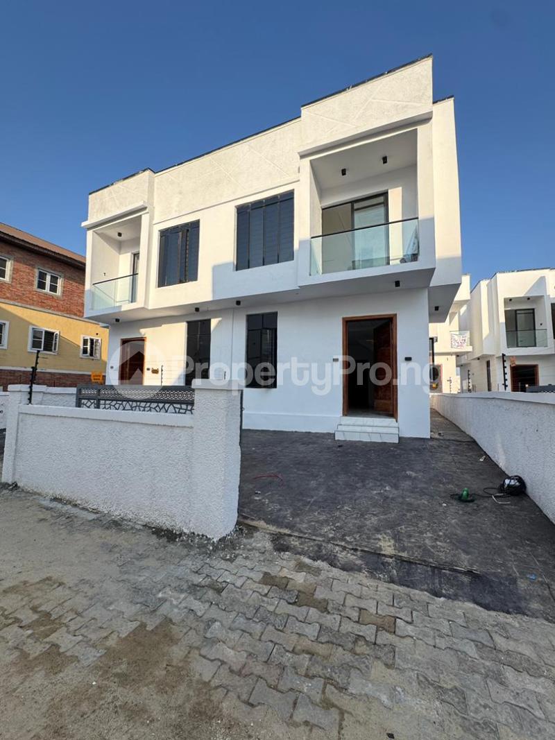 3 bedroom House for sale Ikota Lekki Lagos