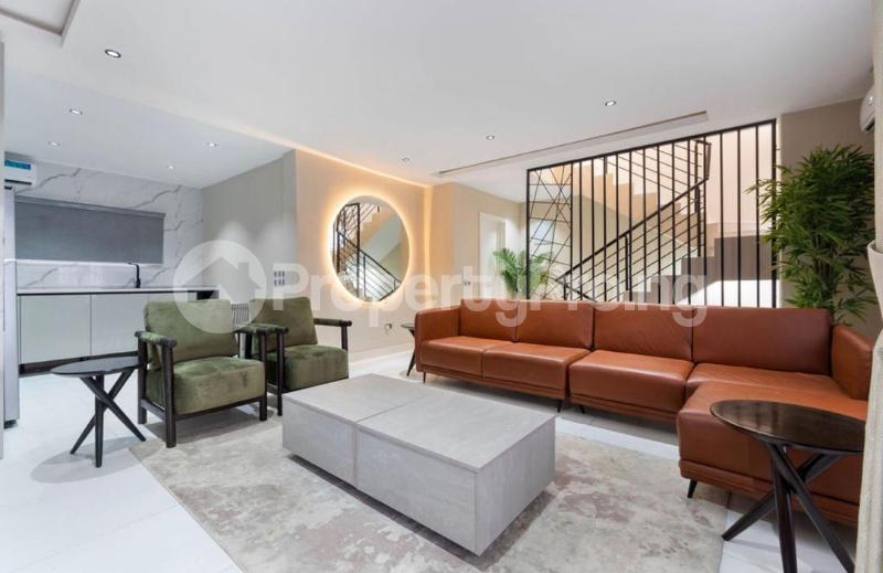 3 bedroom Flat / Apartment for shortlet Lekki Lagos