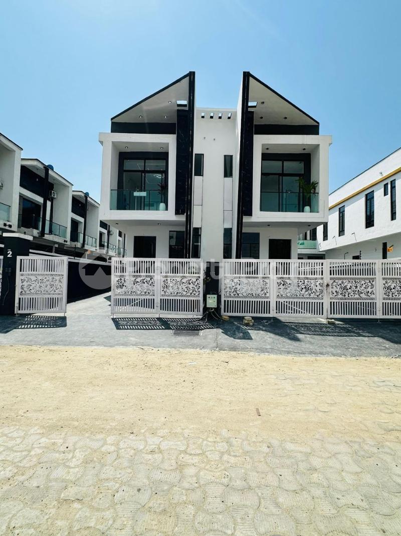 4 bedroom House for sale Ikota Lekki Lagos