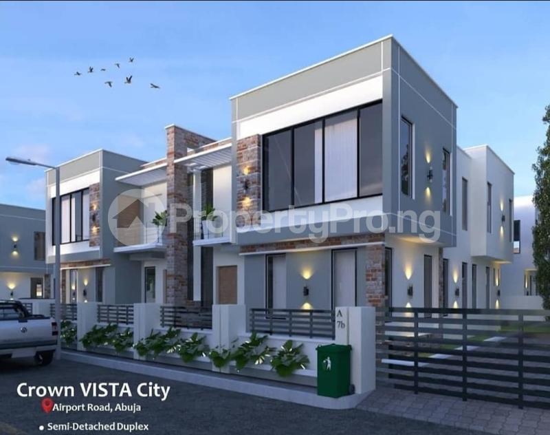 4 bedroom Land for sale Hausa Market, Lugbe Abuja