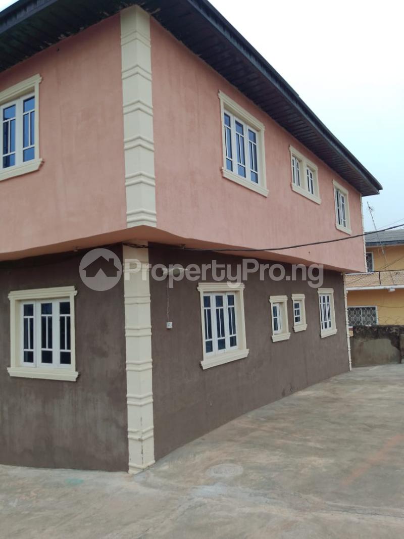 3 bedroom Flat / Apartment for rent Niger West Challenge Ibadan Oyo