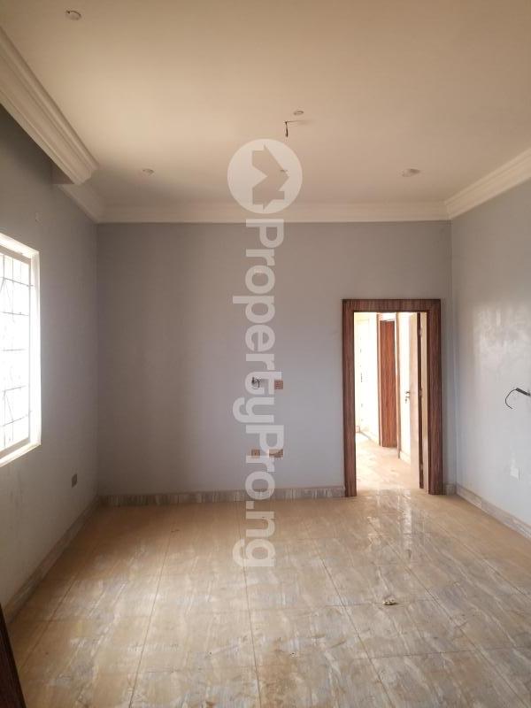 1 bedroom Flat / Apartment for rent Ehinomen Ewalefoh Street Jahi Abuja