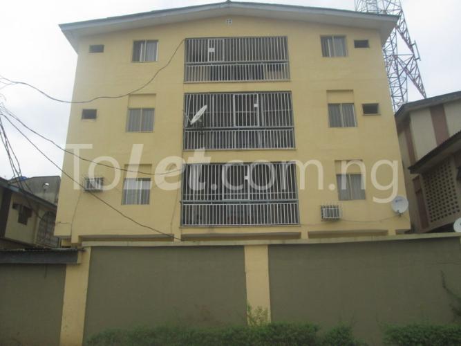 3 bedroom Flat / Apartment for rent Community Road, Beside Galaxy Tv Ikeja Ikeja Lagos - 0