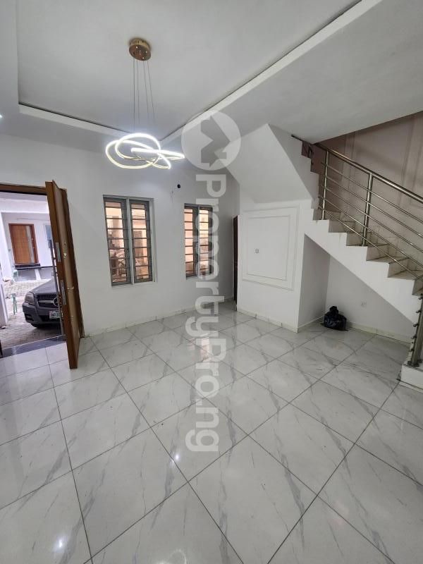 3 bedroom House for rent Beside Pepperoni, Close To Total Filling Station Abraham Desanya Off Lekki-Epe Expressway Ajah Lagos