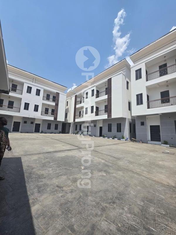 4 bedroom House for sale Utako Abuja