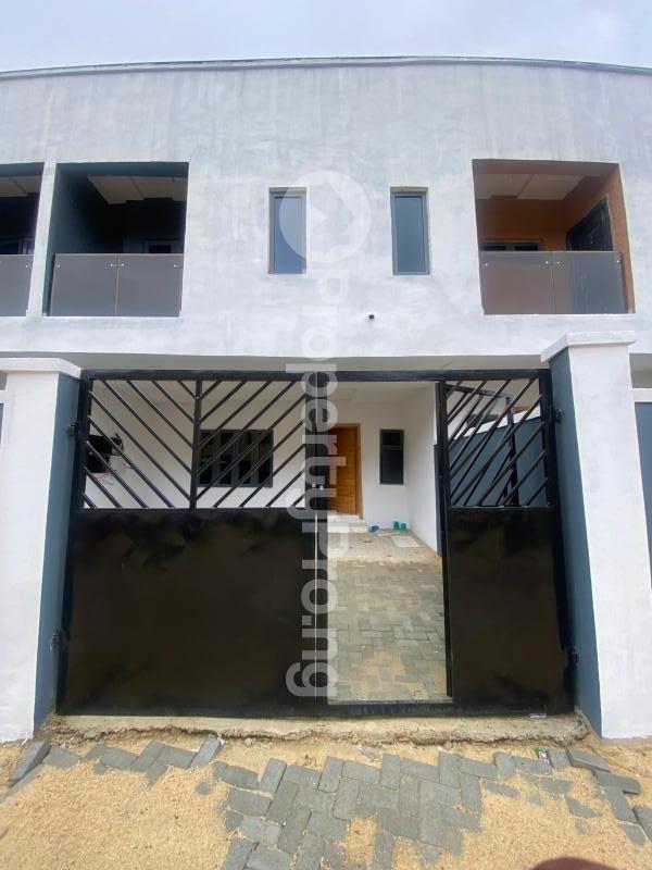 4 bedroom House for sale Lekki Lagos