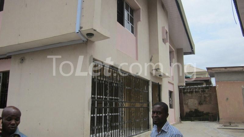 4 bedroom House for rent Kasumu Street Ketu Kosofe/Ikosi Lagos