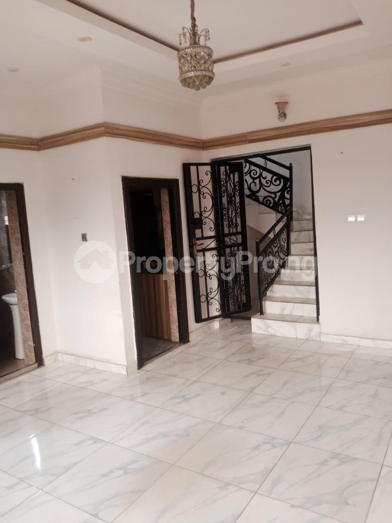 2 bedroom House for rent Ifako-gbagada Gbagada Lagos