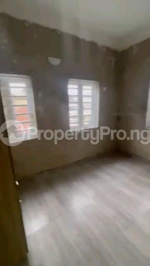 2 bedroom Flat / Apartment for rent Fadeyi Shomolu Lagos