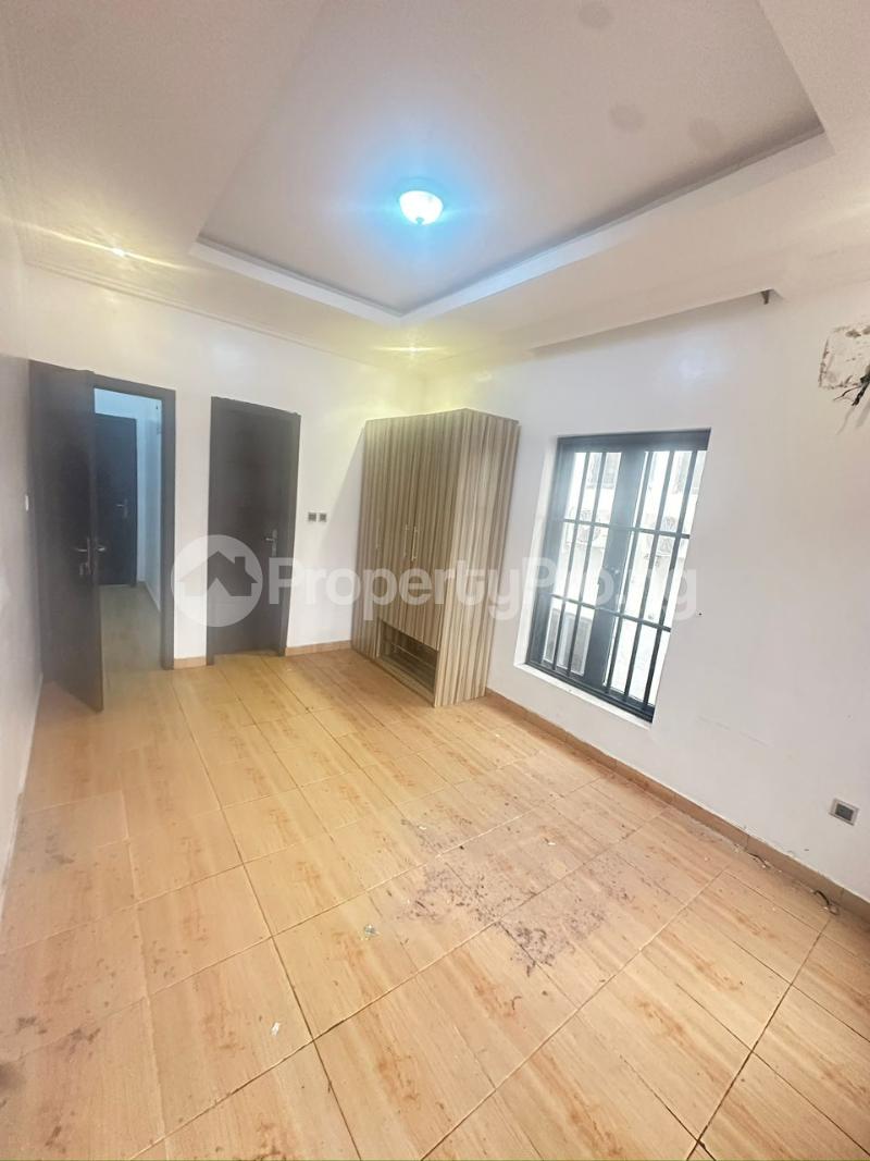 2 bedroom House for rent Behind Eloff Prince Olanrewaju Elegushi Road, Behind Elevation Church Ilesan, Ikate Lekki Lagos - 0