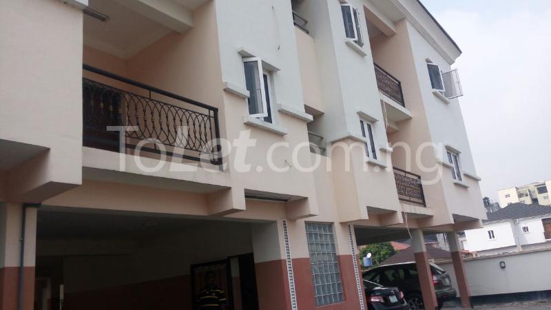 2 bedroom Flat / Apartment for rent Off Gbangbala Road, Ikate Lekki Lagos