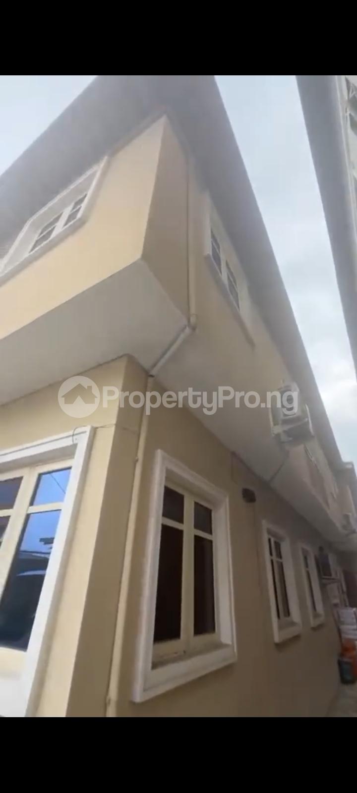 2 bedroom House for rent Gbagada Road Bariga Lagos