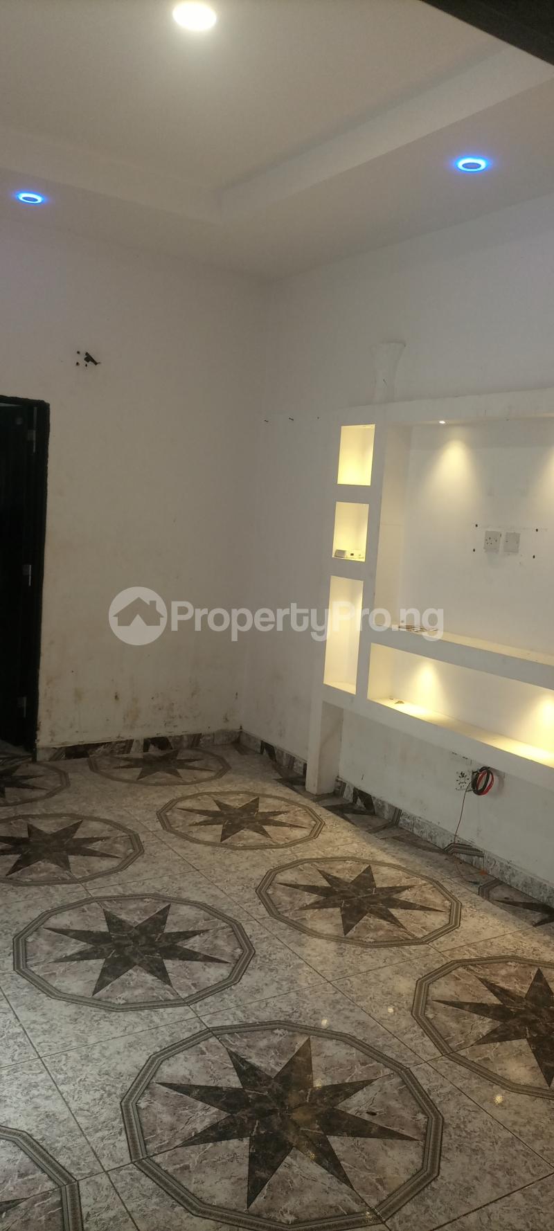 2 bedroom Flat / Apartment for rent Mende Maryland Lagos