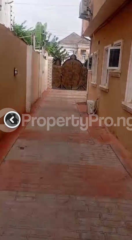 3 bedroom House for rent Omole phase 2 Ojodu Lagos