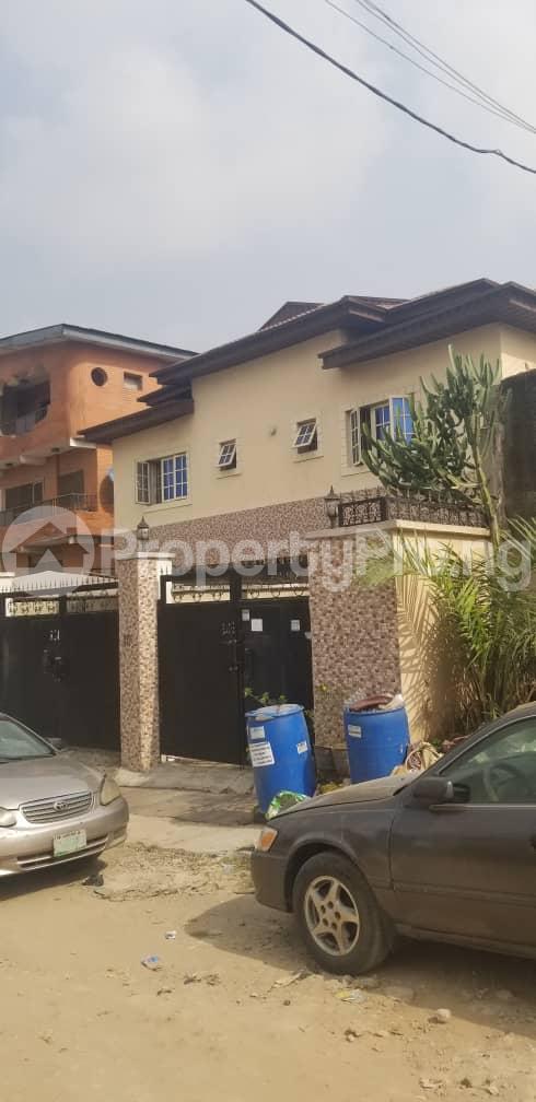 3 bedroom Flat / Apartment for rent Lateef Onigemo Street Ifako-gbagada Gbagada Lagos