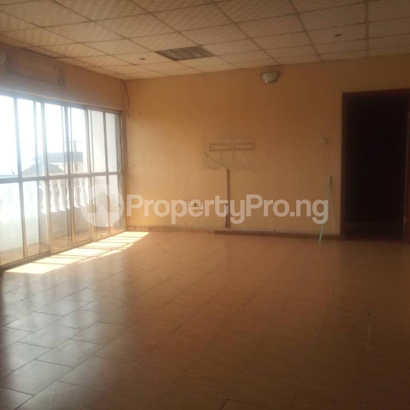 3 Bedroom House in Adekunle Yaba Lagos House for rent in yaba House