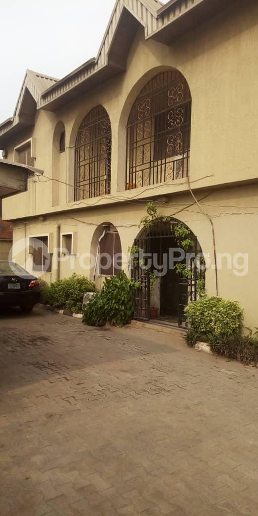 3 bedroom Flat / Apartment for rent   Medina Gbagada Lagos