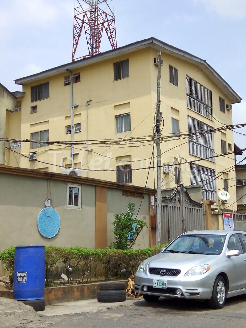 3 bedroom Flat / Apartment for rent 27 Community Road, Allen Avenue Ikeja Lagos