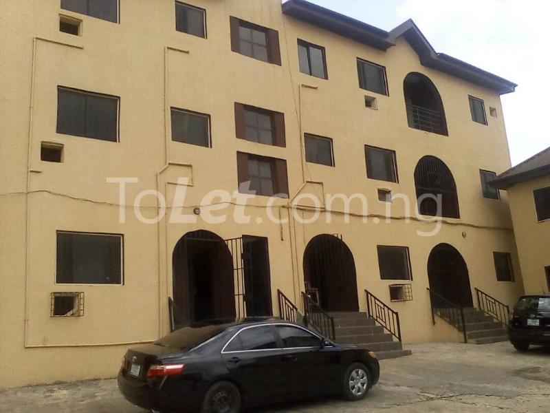 3 bedroom Flat / Apartment for rent   Opebi Ikeja Lagos