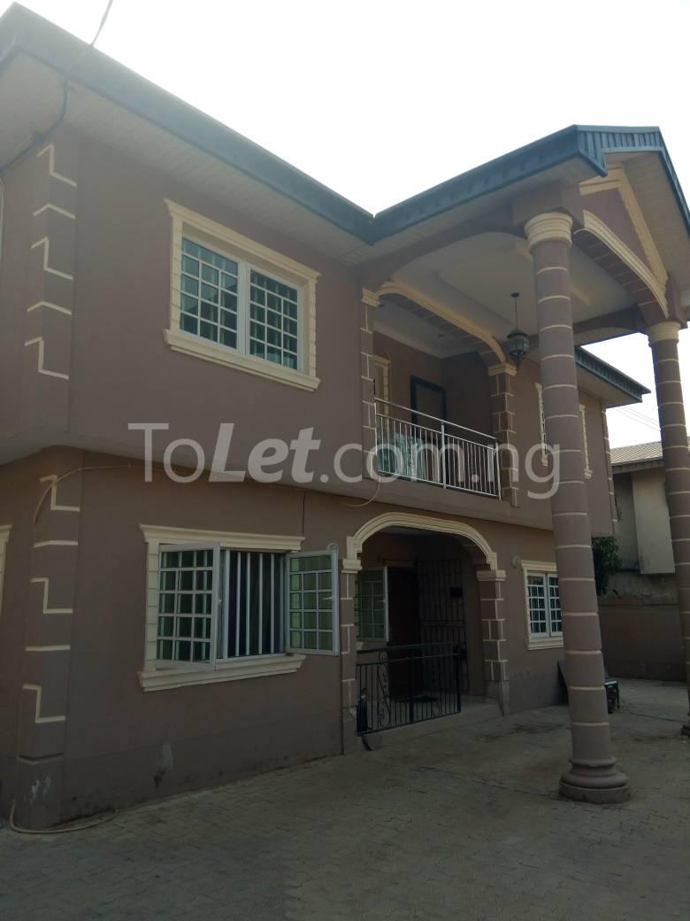 3 bedroom Flat / Apartment for rent   Mangoro Ikeja Lagos