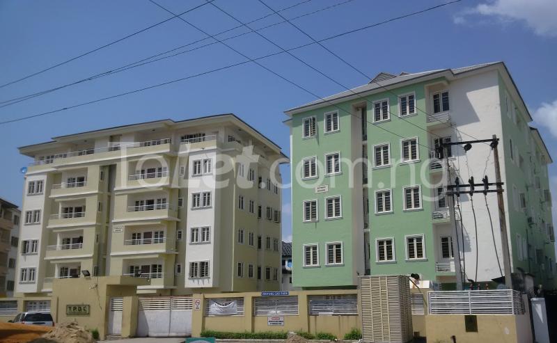 3 bedroom Flat / Apartment for rent Tpdc Estate, By Second Toll Gate, Lekki Phase 1 Lekki Lagos