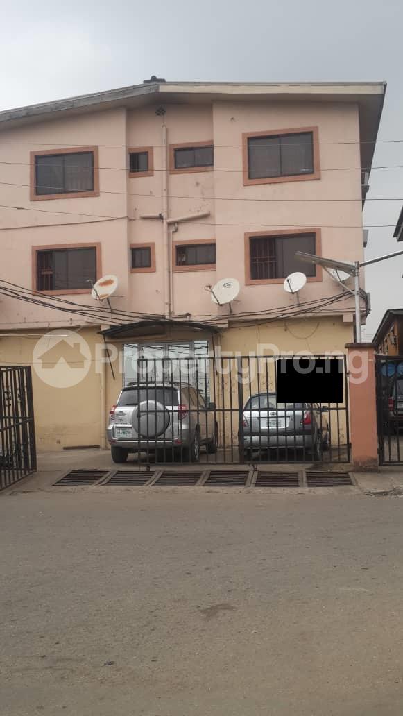3 bedroom Flat / Apartment for rent   Mende Maryland Lagos