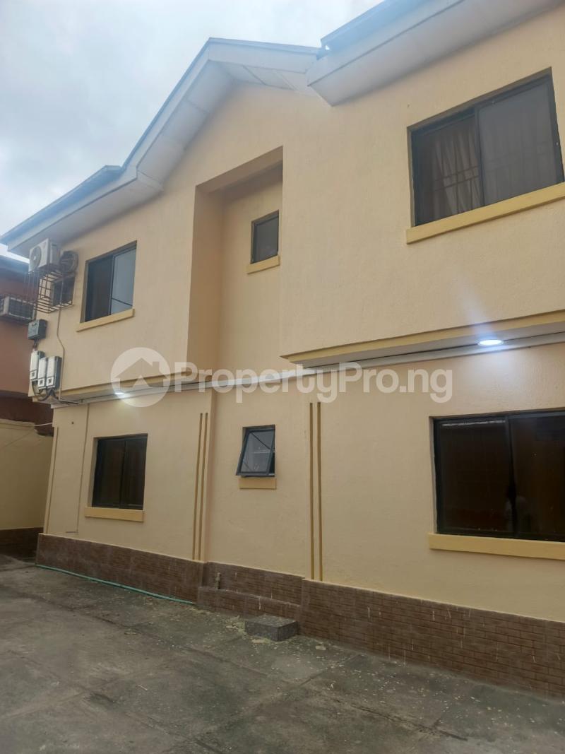 3 bedroom Flat / Apartment for rent Omole phase 1 Ojodu Lagos