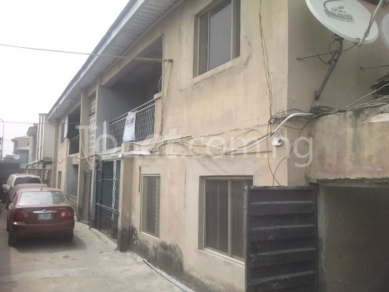 3 bedroom Flat / Apartment for rent 2 Odesola Street, Akoka Yaba Lagos
