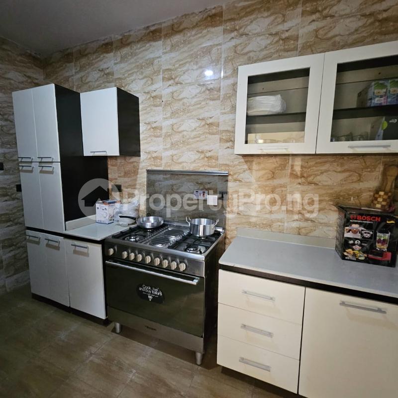 3 bedroom Flat / Apartment for rent Kolapo Ishola Gra , General Gas. Akobo Ibadan Oyo
