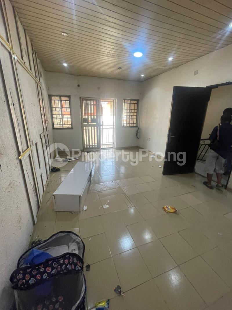 3 bedroom Flat / Apartment for rent Medina Estate Medina Gbagada Lagos