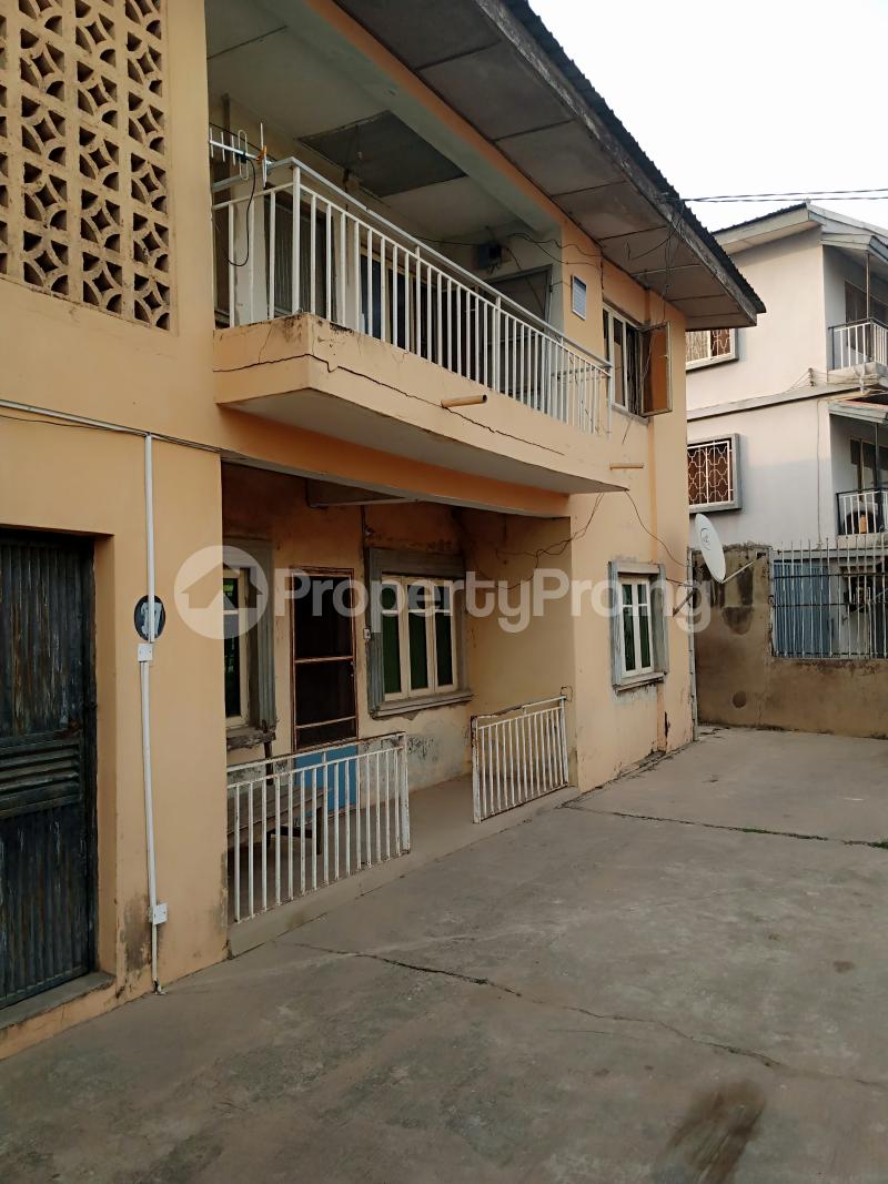3 bedroom Commercial Property for rent No 17, Ganiyu Bello Street Felele Challenge Ibadan Oyo