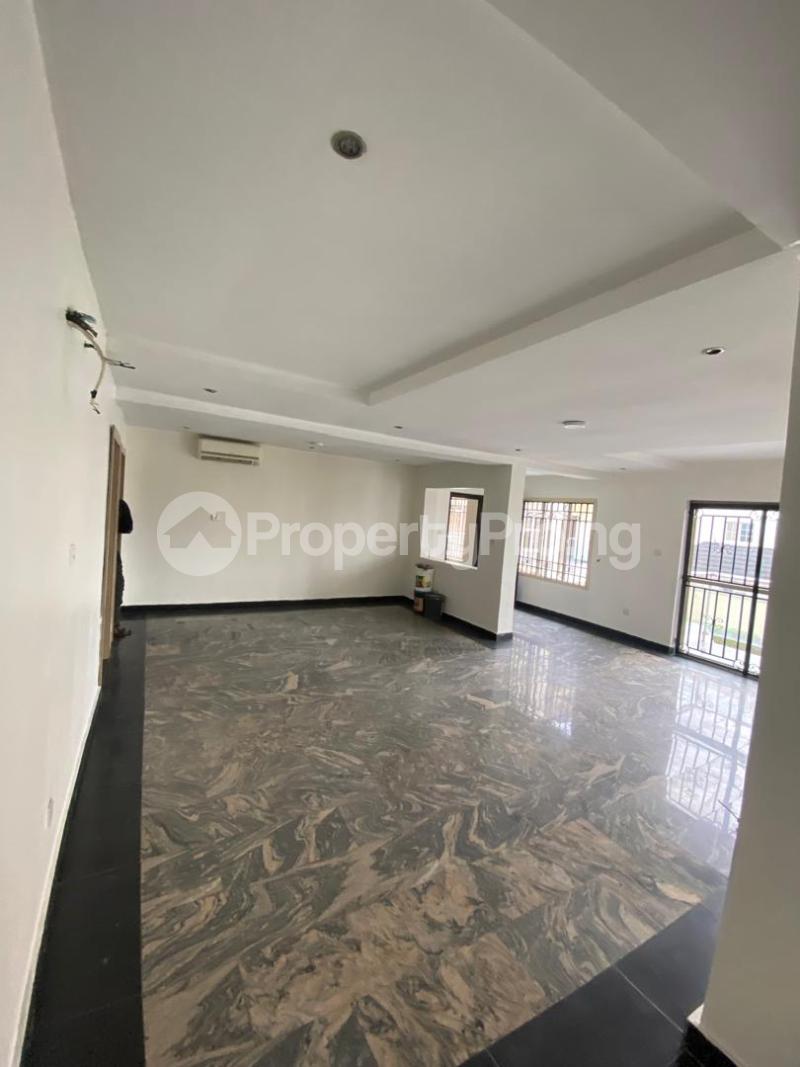 3 bedroom Flat / Apartment for rent  Victoria Island Lagos