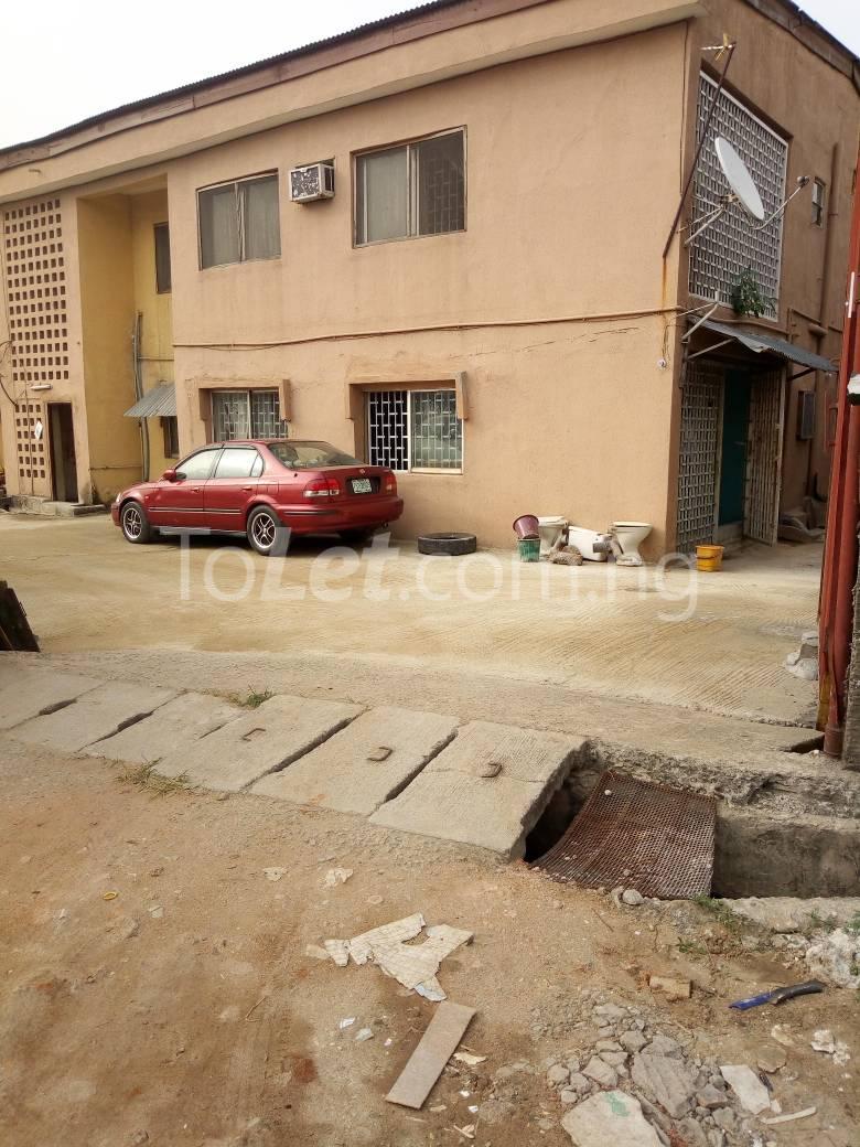 3 bedroom Flat / Apartment for rent 4,sojinu Close Off Onike Iwaya Road, Iwaya Yaba Lagos