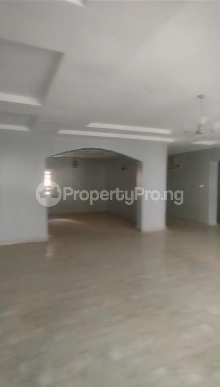 3 bedroom Flat / Apartment for rent Main Jahi Abuja