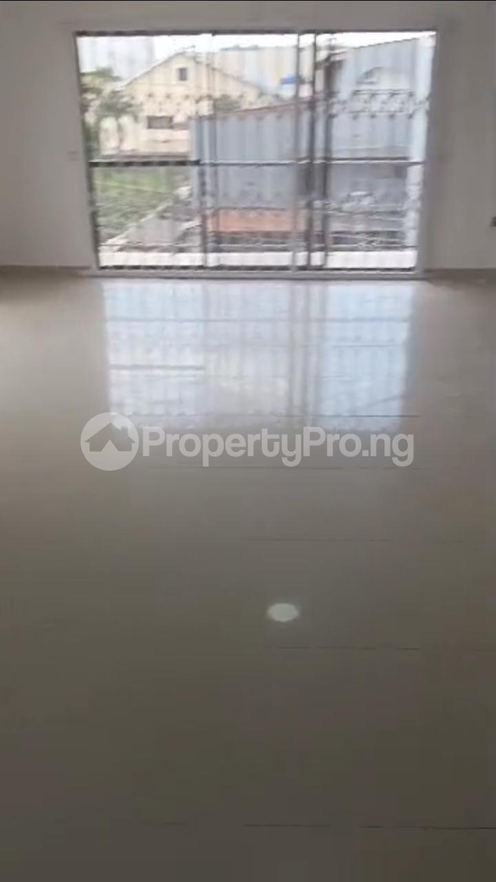 3 bedroom Flat / Apartment for rent Ikeja Gra, Ikeja, Lagos Ikeja Lagos - 3